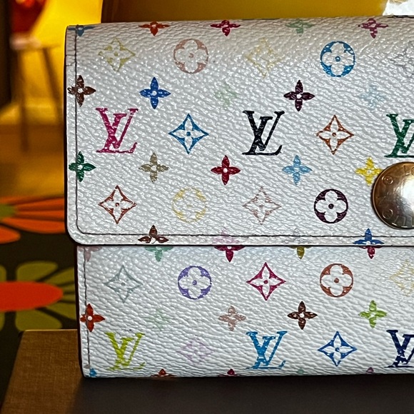 LOUIS VUITTON MURAKAMI SARAH WALLET W/DUSTBAG (DATE CODE CA0122) - Picture 4 of 16